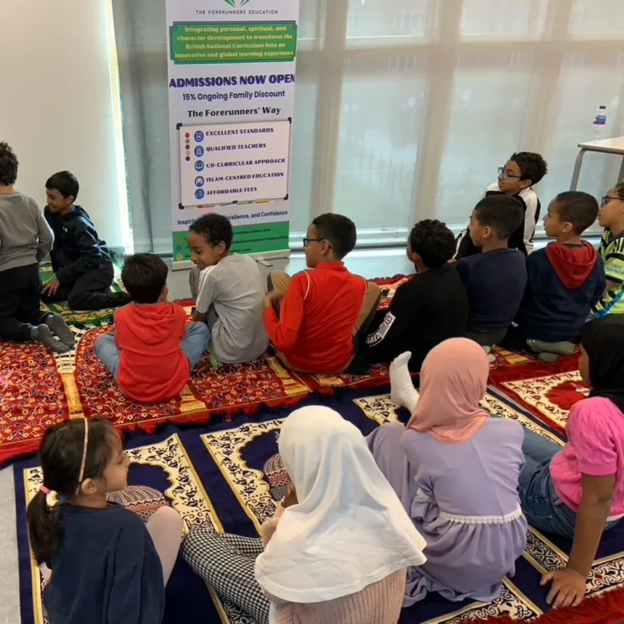 Students gathered for a Forerunners tarbiyah session
